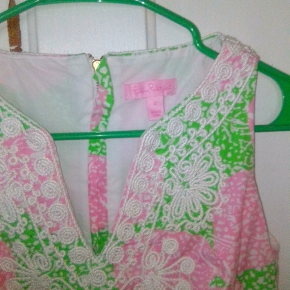 Lilly Pulitzer sleeveless dress size 2 pink and green shift dress. - Picture 3 of 4